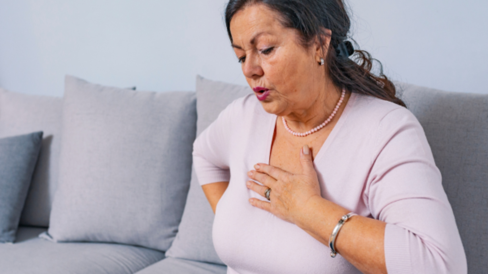 heart attack signs in women (1)